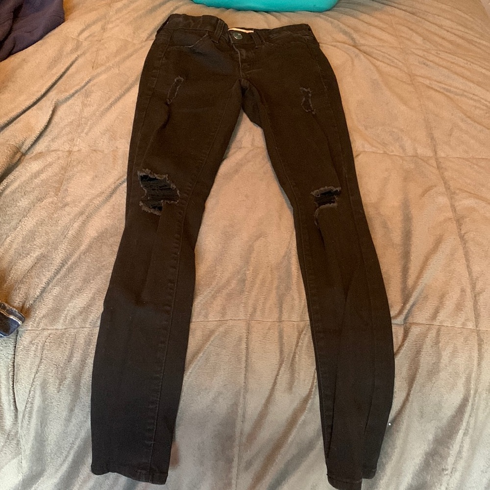 Black ripped jeans